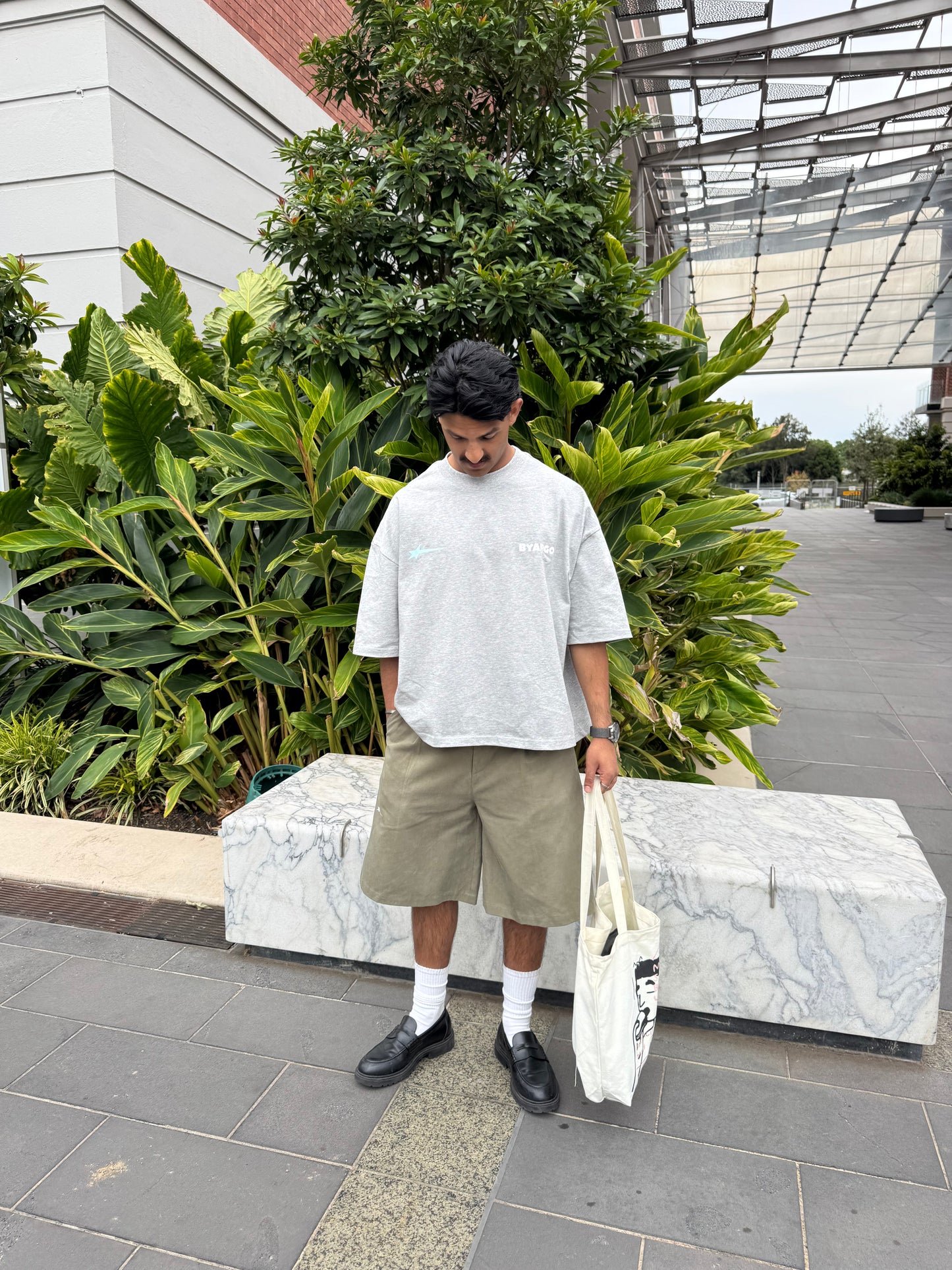 STAPLE TEE – GREY MARLE