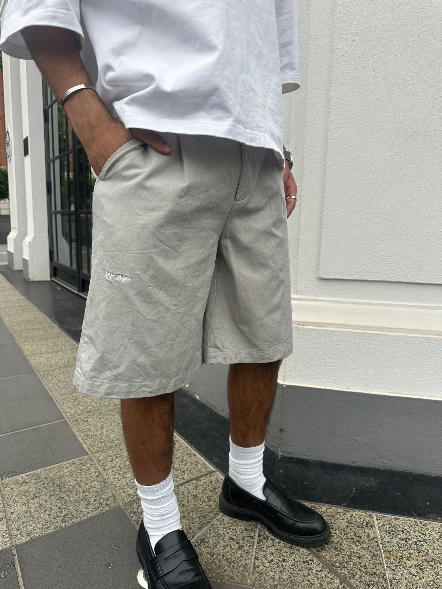Pleated Shorts - Cream