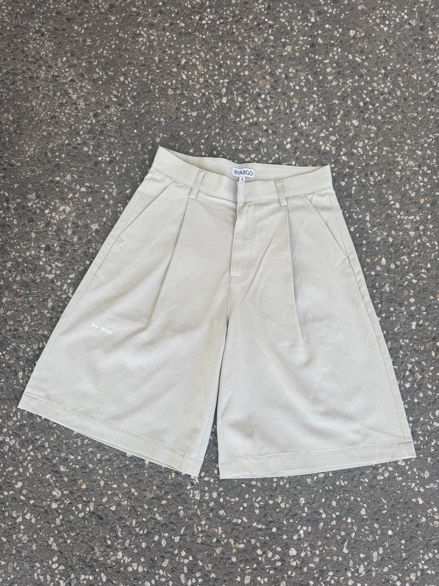 Pleated Shorts - Cream